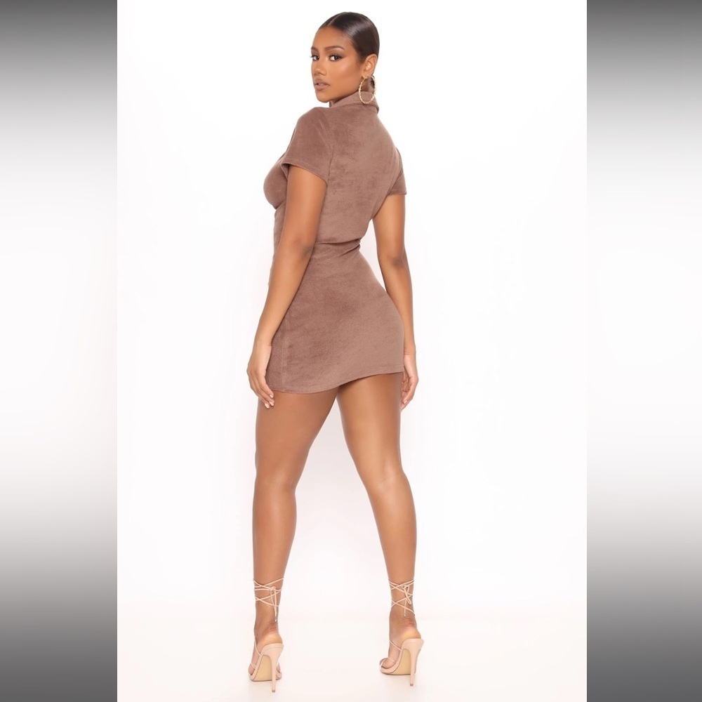 NWT FASHION NOVA DRESS - Picture 2 of 5